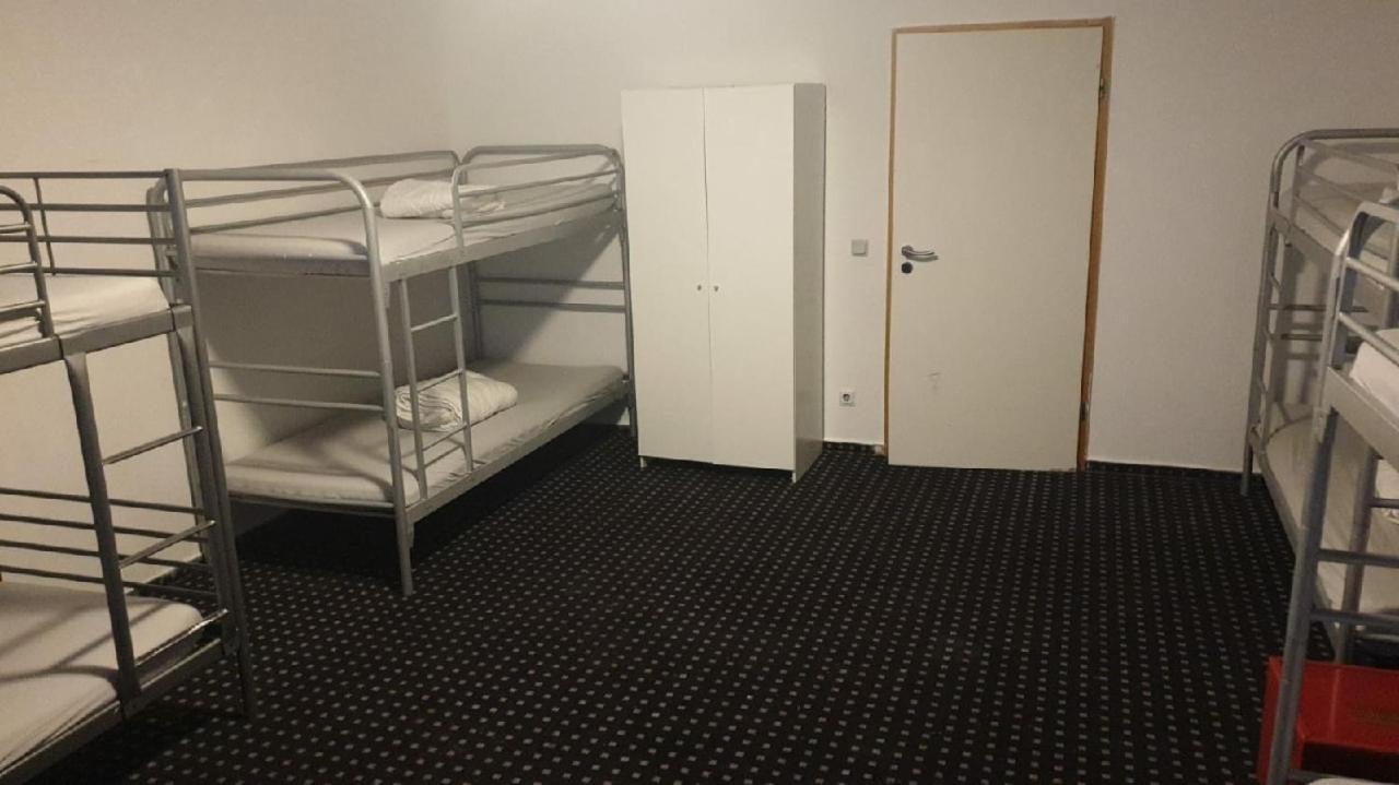 Isas Hostel Berlin Kültér fotó